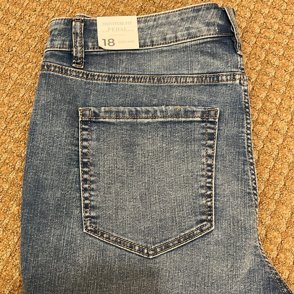 NEW | Lane Bryant | Signature Fit High-Rise Pedal Jean - Picture 7 of 8